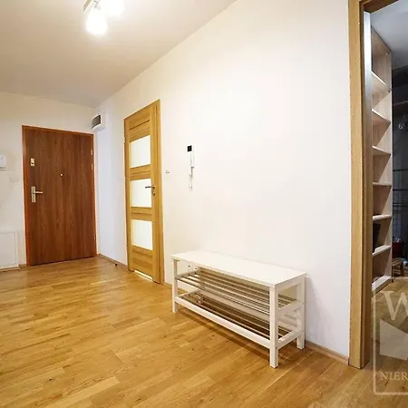 - Old Town - 3 - Garaz - Winda Apartment Wroclaw